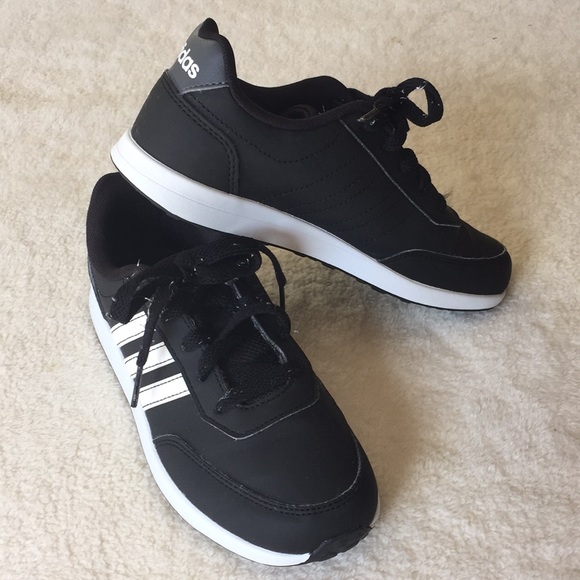 adidas girls shoes black